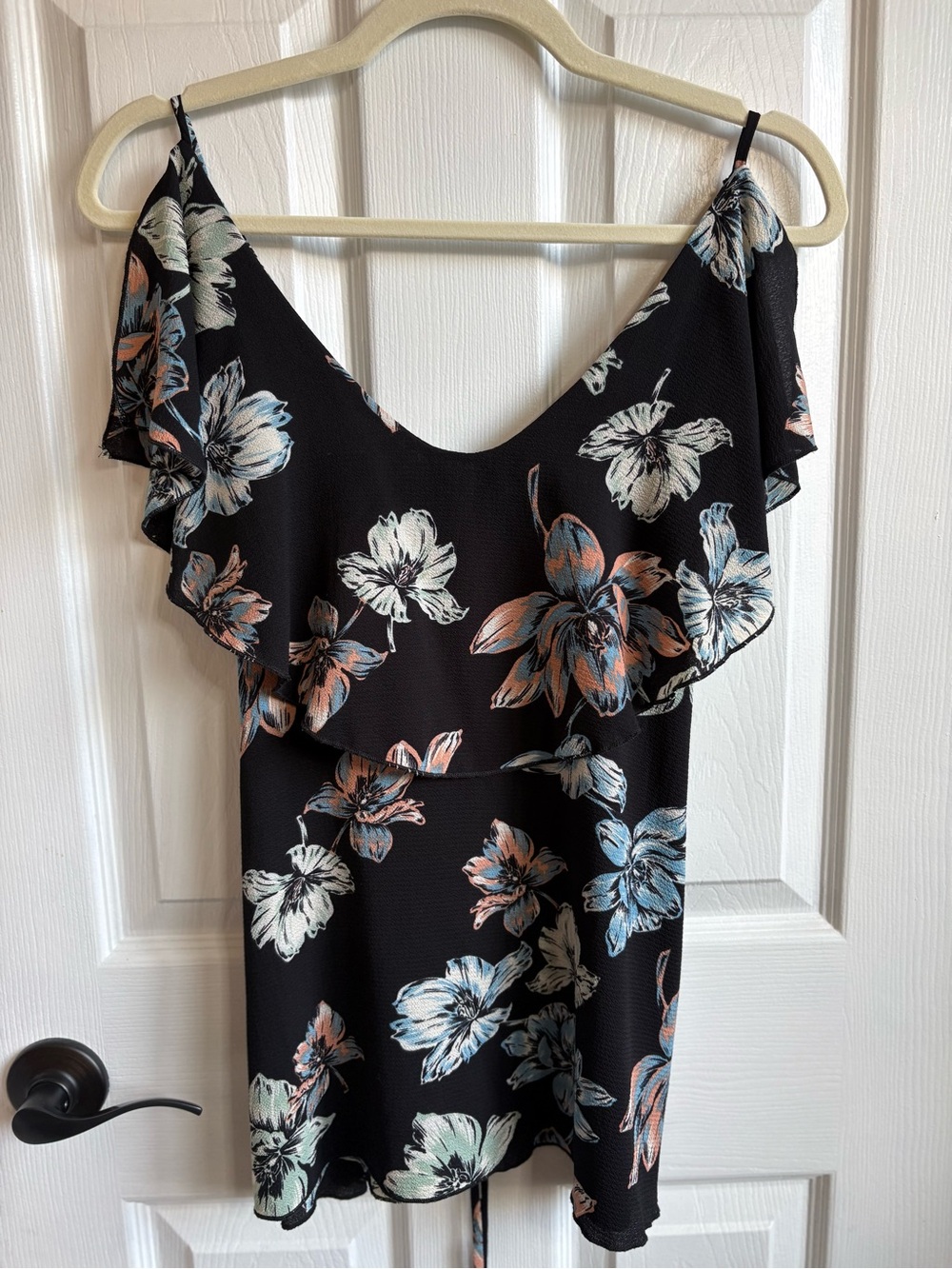 Moon Kiss Black Floral Print Flutter Double-V Tie-Back Tank Top, Size Small
